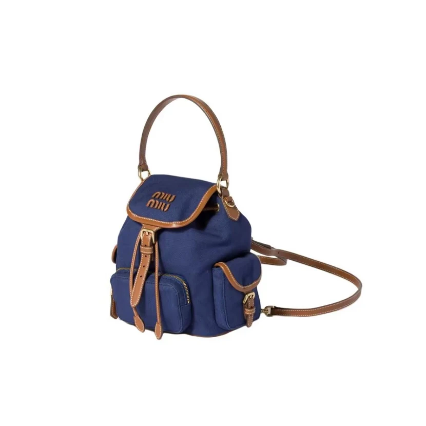 未使用 MIU MIU/缪缪 【念念活动】 MIUMIU 双肩包（小号）蓝色