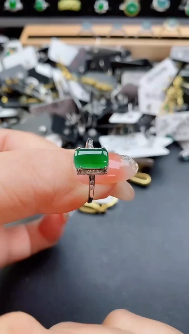 银S925镶嵌戒指翡翠1