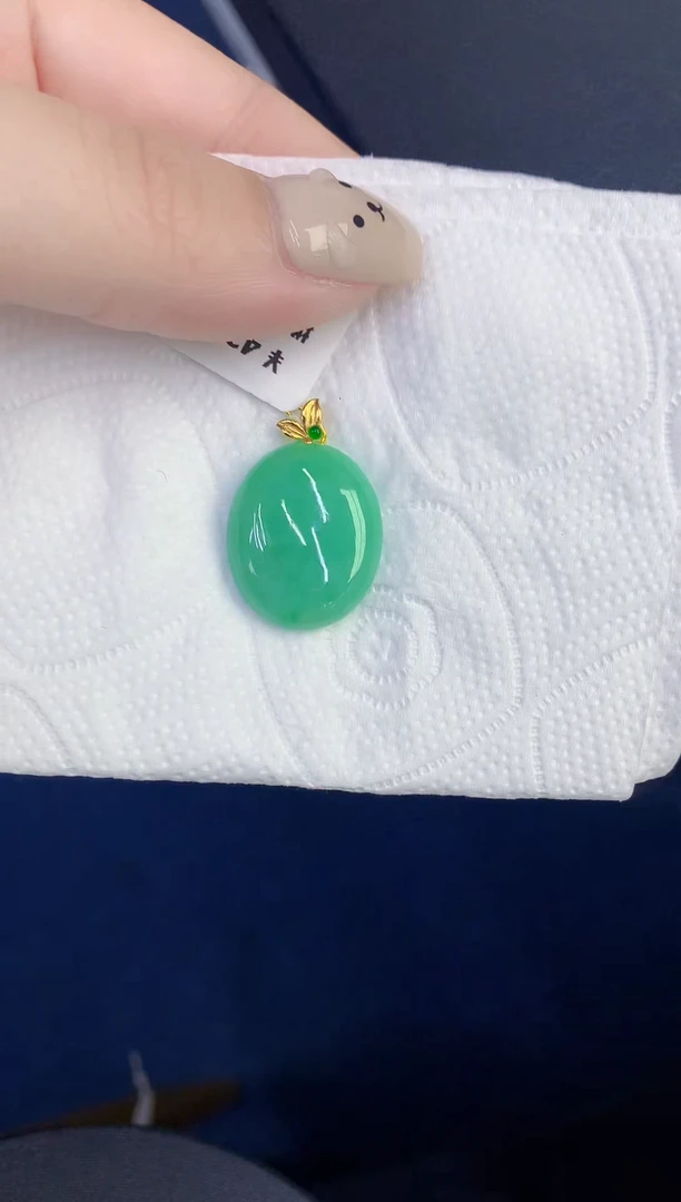 颈饰18K金镶嵌翡翠缅甸天然翡翠A货