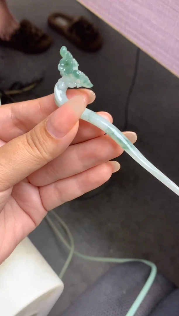 未镶嵌定制翡翠白*心毛货