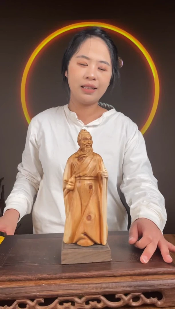 【闪购商品】柏木（崖柏）手工摆件,先抢先得!