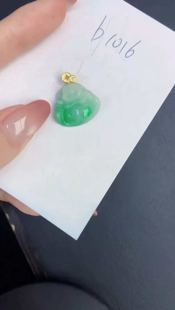翡翠未镶嵌颈饰缅甸天然翡翠A货