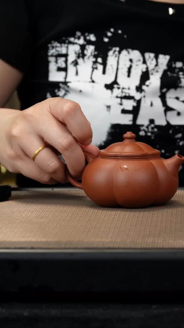 茶壶紫砂朱泥筋纹寒江160cc微瑕