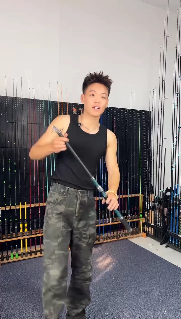 2.4m碳素伶俐虫绿色2.4米直柄（瑕疵尾货竿，没有售后，介意勿拍）