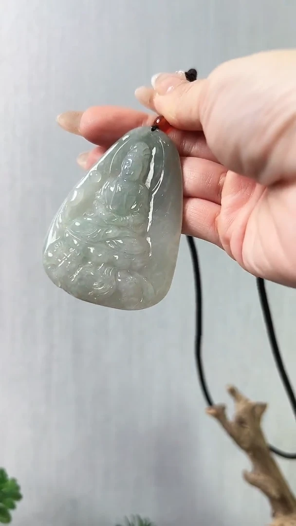 【闪购商品】翡翠颈饰未镶嵌观音