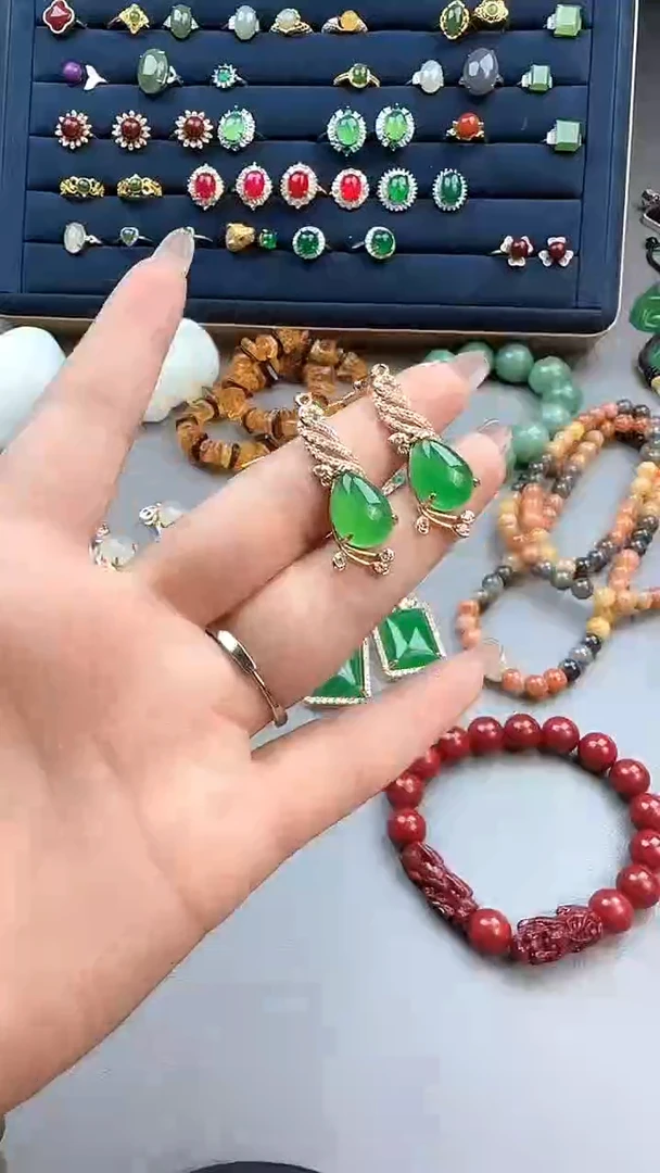 玛瑙/玉髓耳钉合金多样性发货拍一发一