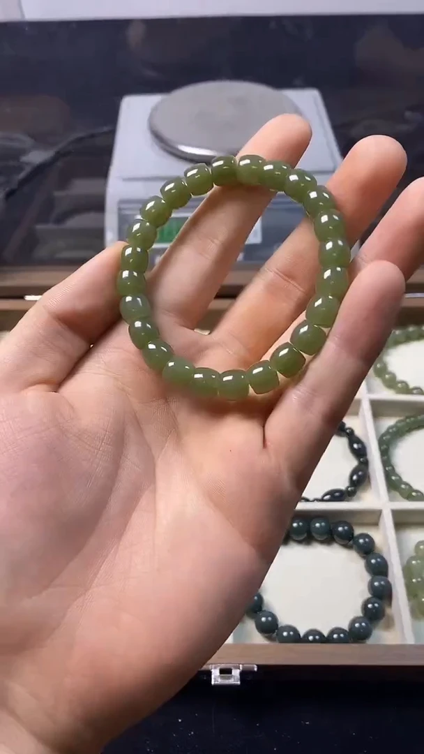 未镶嵌手串和田玉主播推荐！！