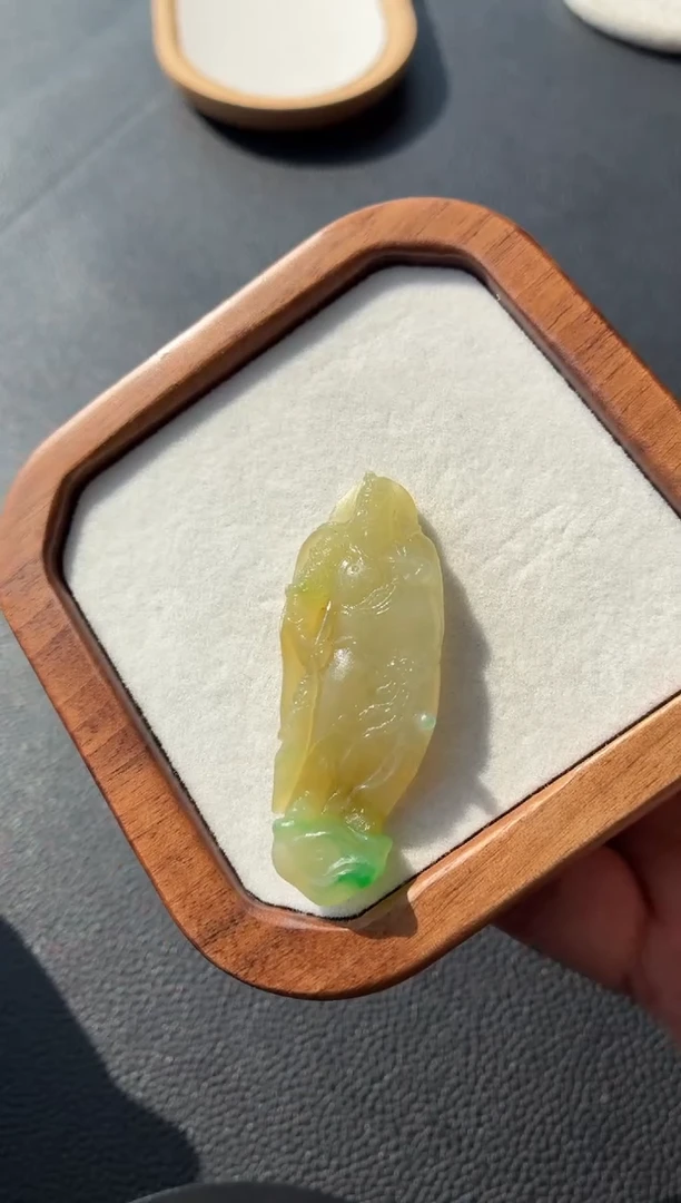 未镶嵌定制翡翠翡翠