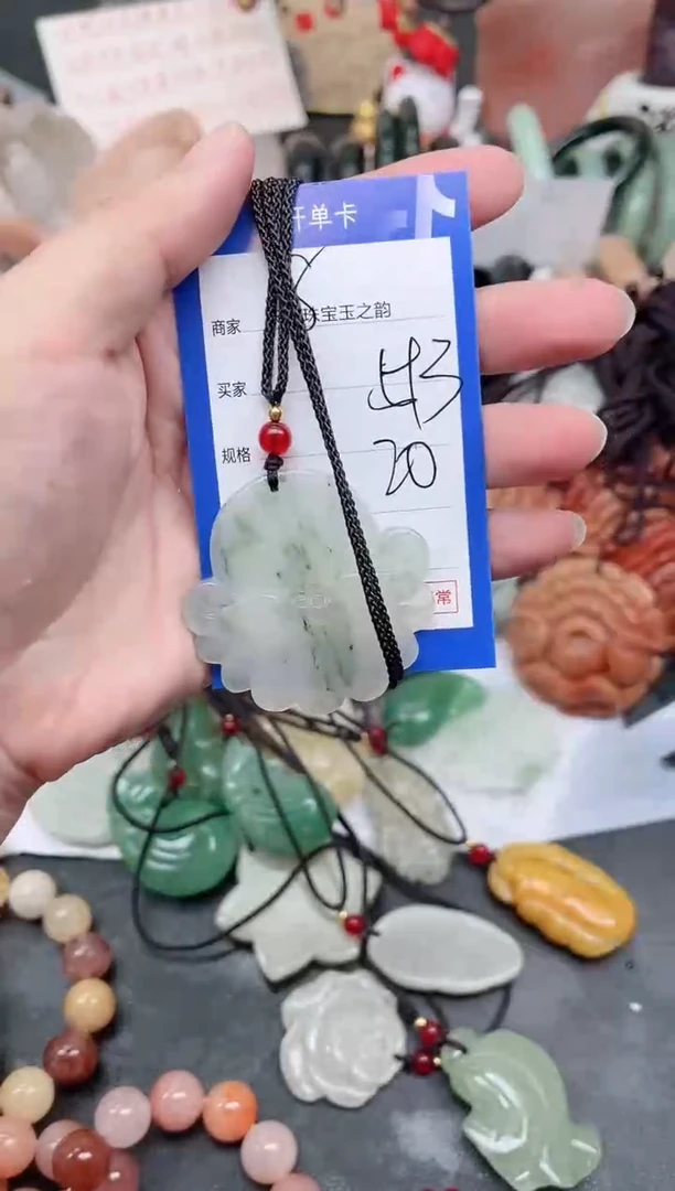 未镶嵌手镯石英质玉593