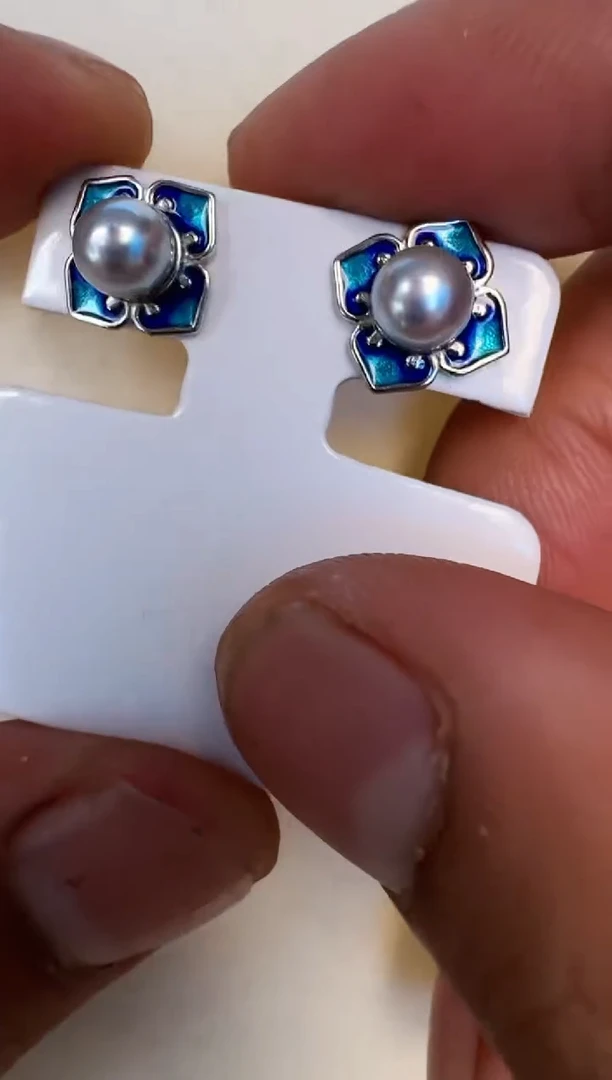 银S925镶嵌海水珍珠耳饰耳钉