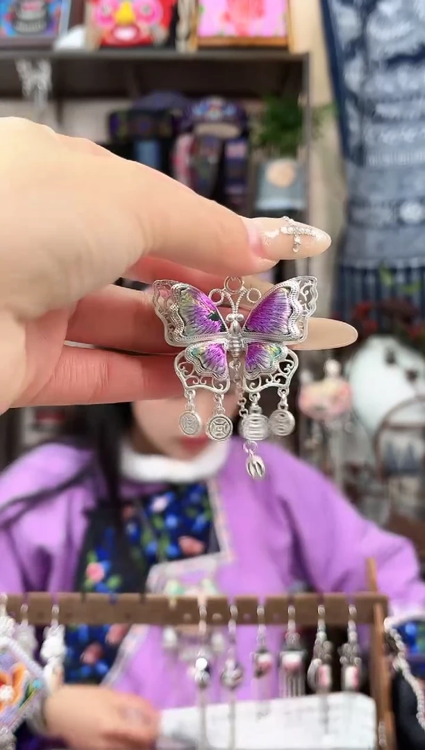 织绣民族风非遗老绣苗银饰品186