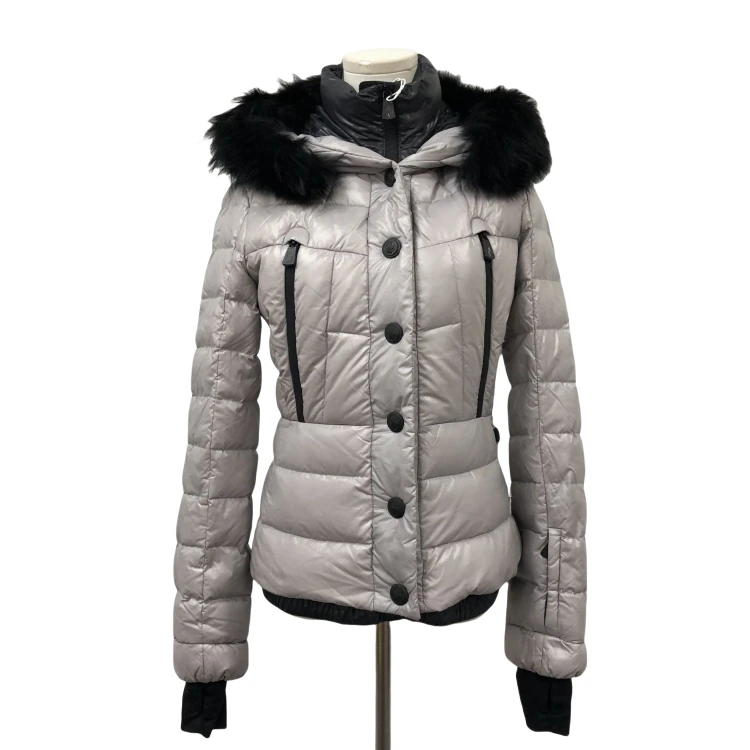 衣服/MONCLER/95新/C1361939495/[251123LT00ER]