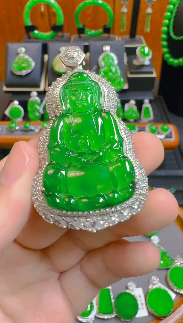 吊坠(赠链)银S925镶嵌翡翠天然A货翡翠