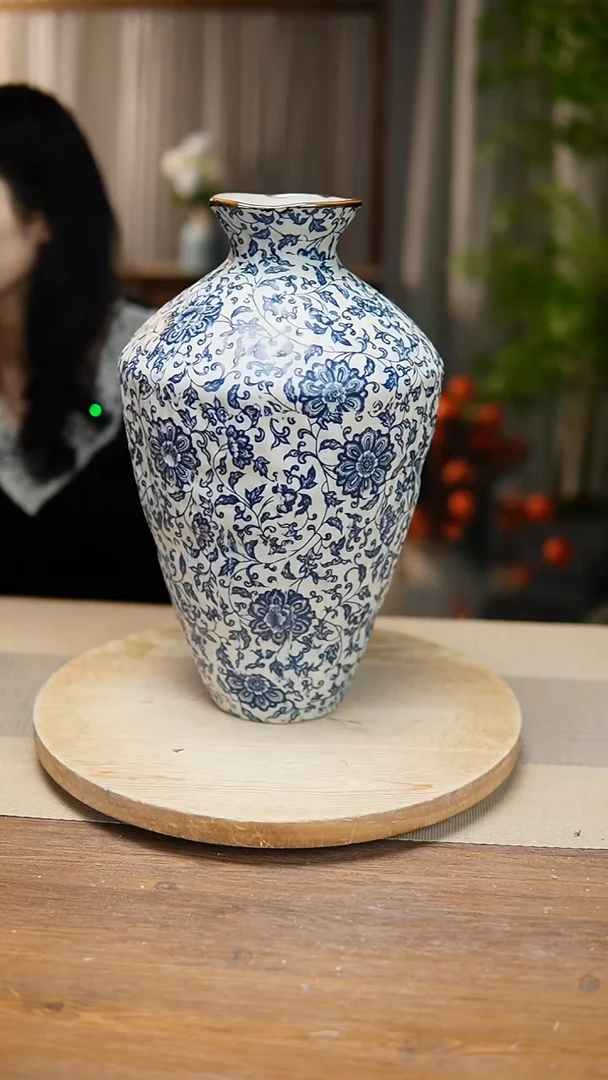 【闪购商品】陶瓷花器青花瓷缠枝莲高脚