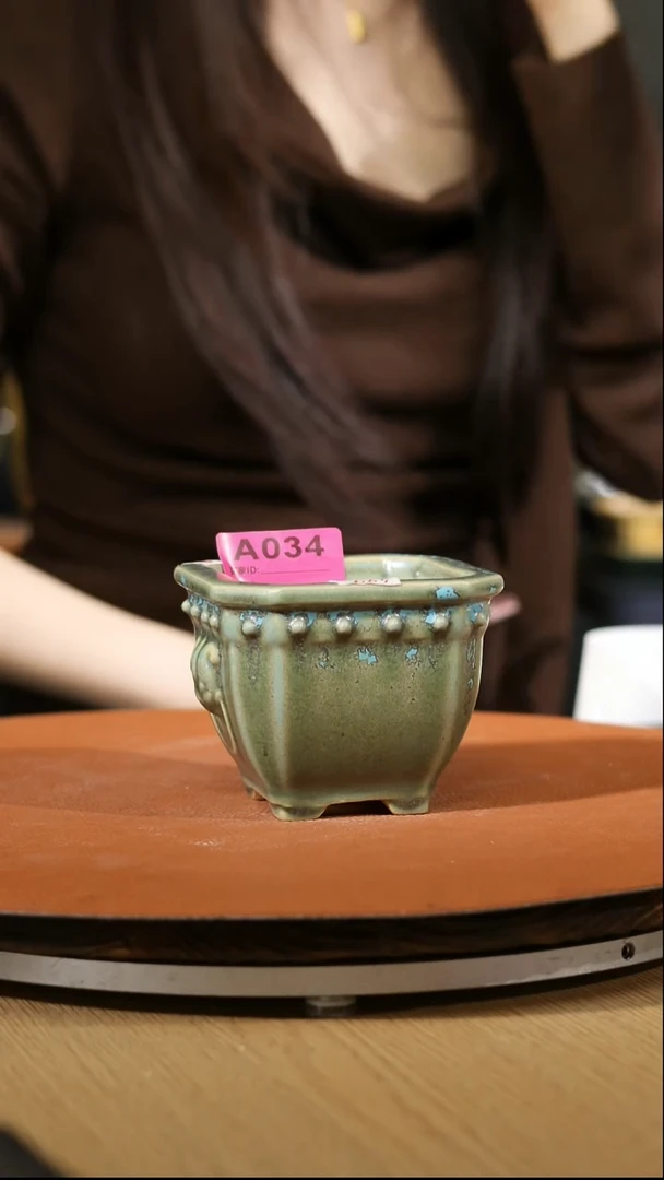 【石湾花盆】3.5寸切角兽头盆034