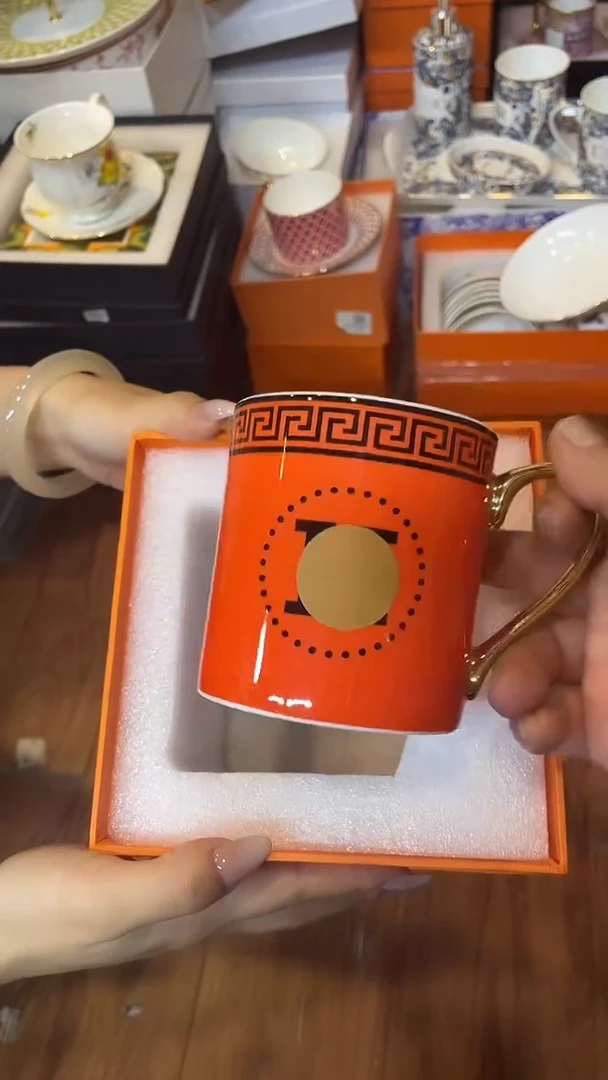 杯鸿辉家品牌瓷器，京东包邮！