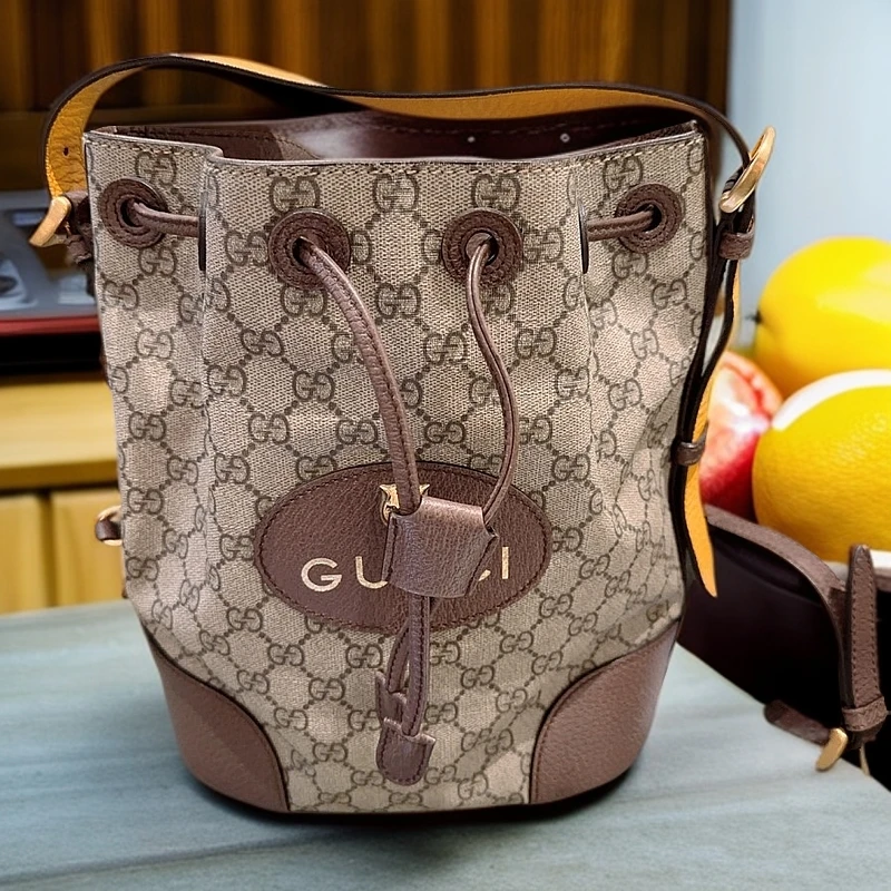 95新 GUCCI/古驰 虎头抽绳水桶包 1147 1512