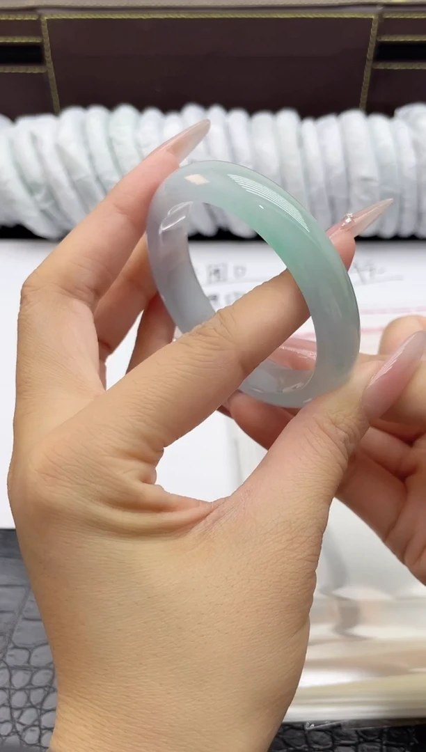 39手镯所见即所得拍啥发啥