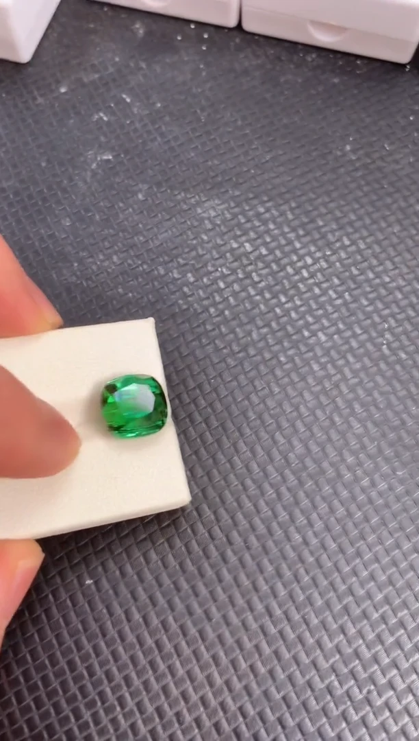未镶嵌裸石碧玺天然电光绿碧玺7.53ct
