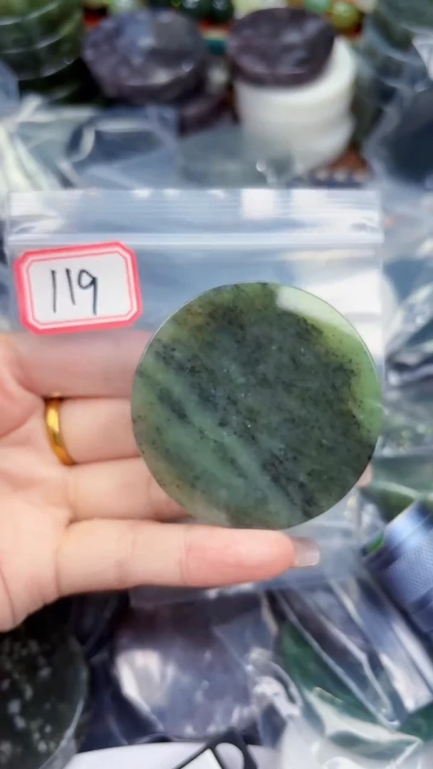 颈饰未镶嵌和田玉和田玉