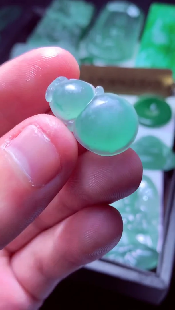 未镶嵌定制翡翠糖**?天然翡翠A货 官方基地发货