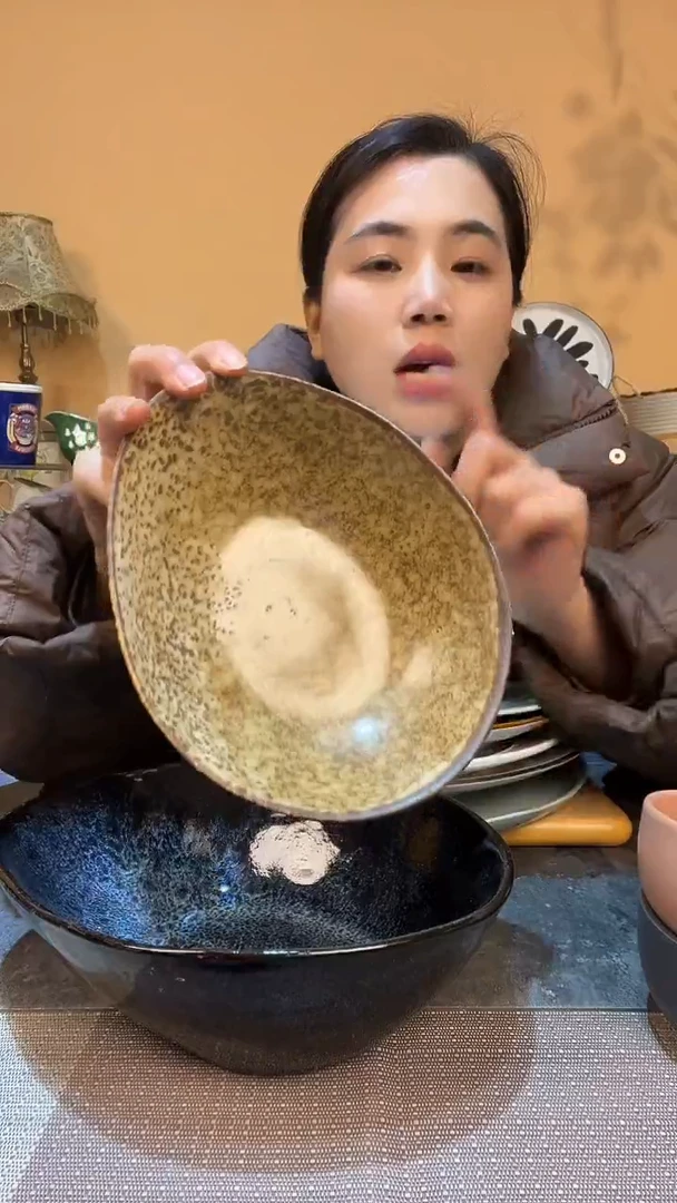 盘8英寸恐龙蛋 微瑕介意勿拍