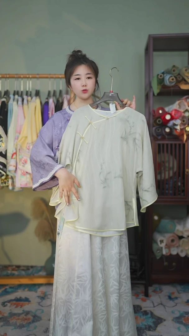 刺绣大码140斤内百搭款上衣单层