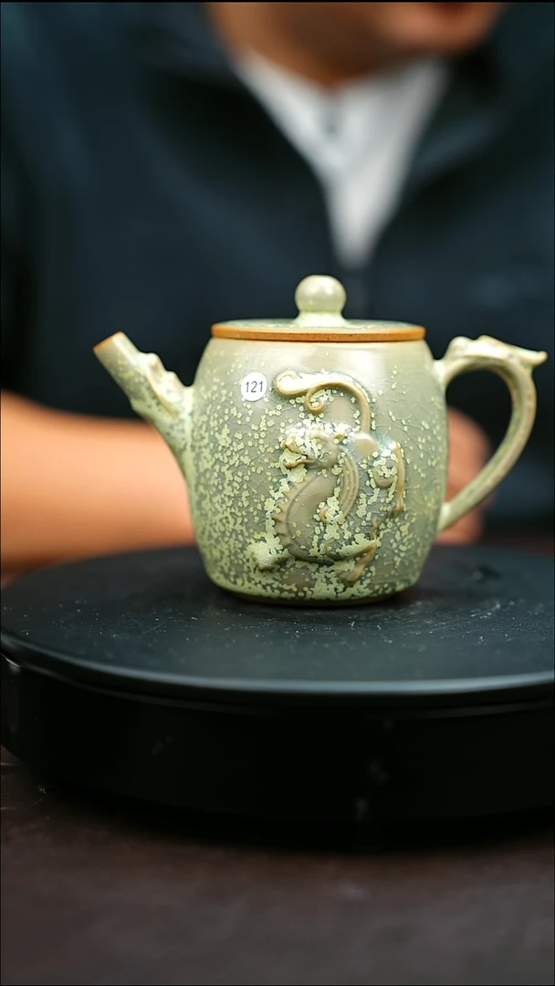 121#原矿钧瓷炉钧釉卧虎藏龙壶