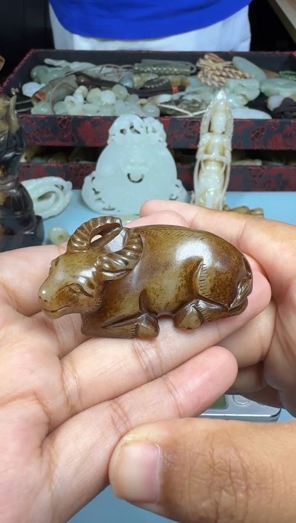 和田玉未镶嵌颈饰1