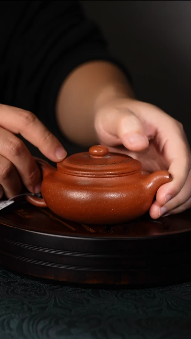 32号红降坡仿古紫砂壶