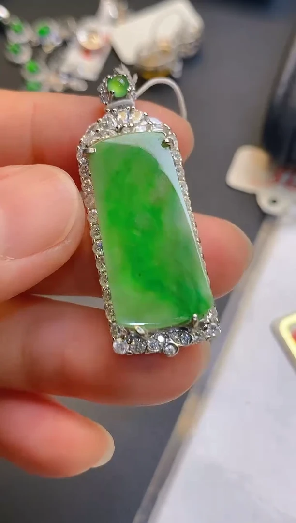 【闪购商品】翡翠耳饰银S925镶嵌天然A货翡翠1