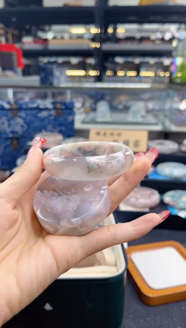 未镶嵌手镯石英质玉圈口（赠品镯心）