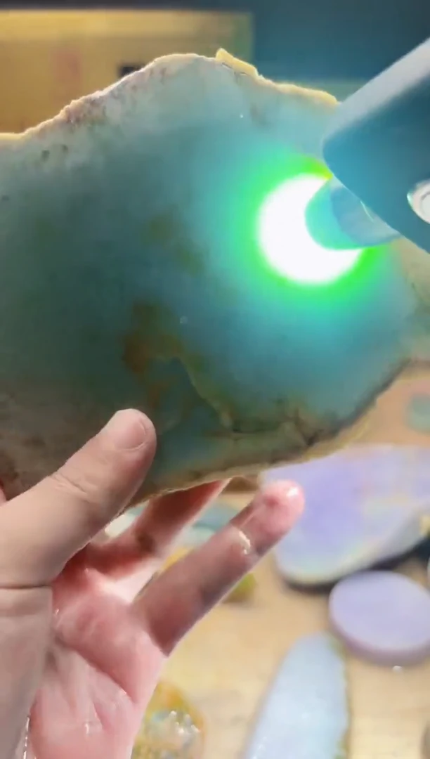 翡翠挂件未镶嵌A货张麦9990