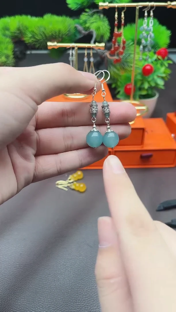 石英质玉（天山翠）银S925镶嵌耳饰420