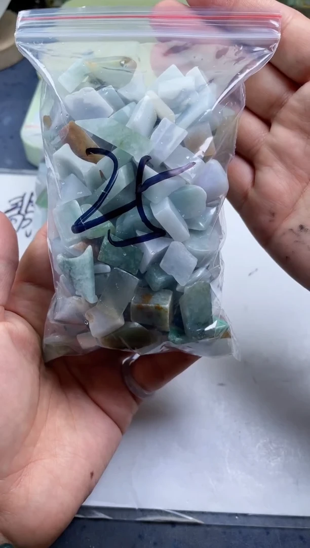 配石翡翠翡翠小号500克25