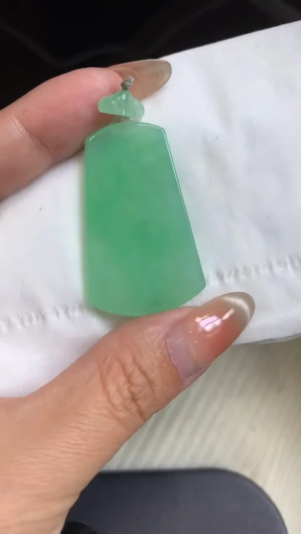 【闪购商品】定制翡翠未镶嵌翡翠