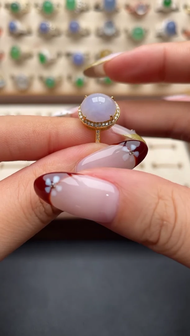 未镶嵌戒指翡翠一物一证一礼盒