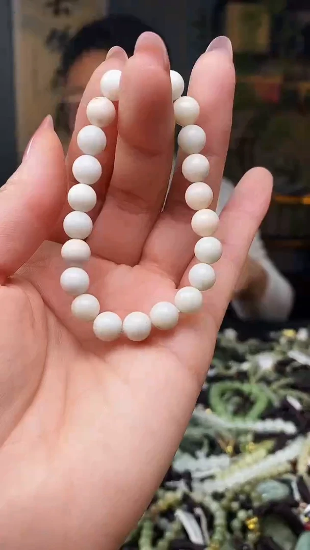 颈饰未镶嵌和田玉多样性发货，拍一发一