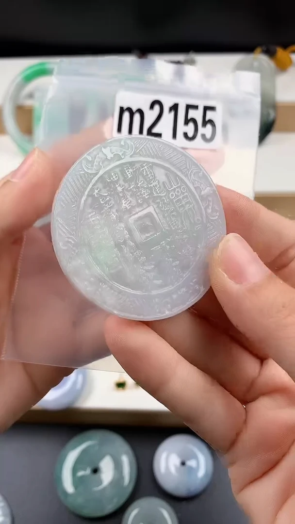 颈饰未镶嵌翡翠天然翡翠吊坠挂件