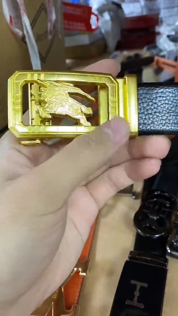 2025新款L男士经典时尚百搭商务自动扣皮带