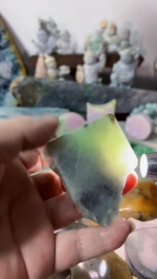 【闪购商品】翡翠吊坠(不含链)未镶嵌A213