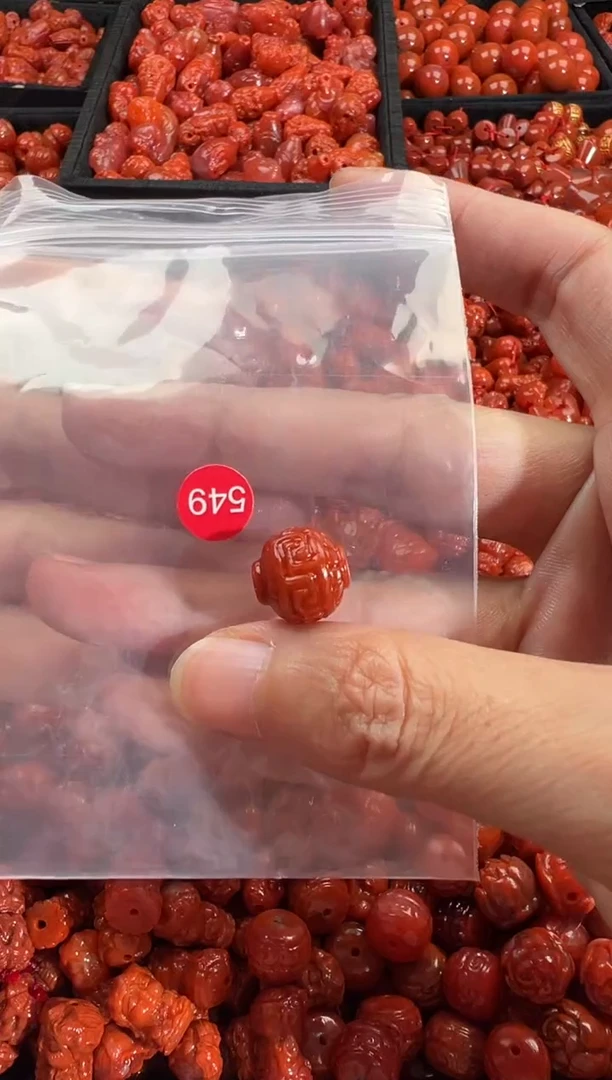 颈饰未镶嵌南红玛瑙2