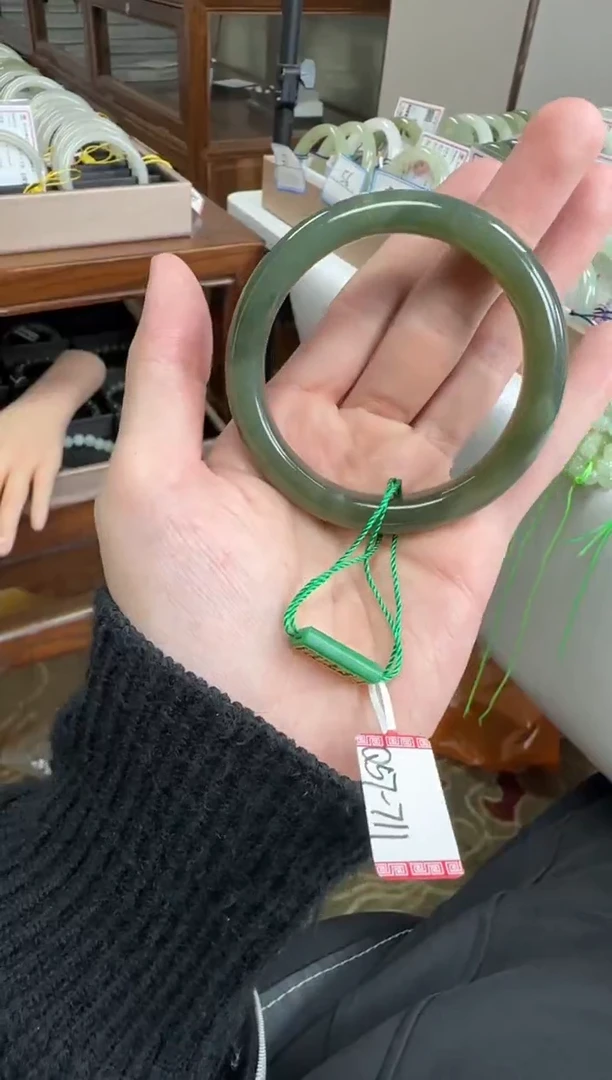 未镶嵌手镯和田玉58