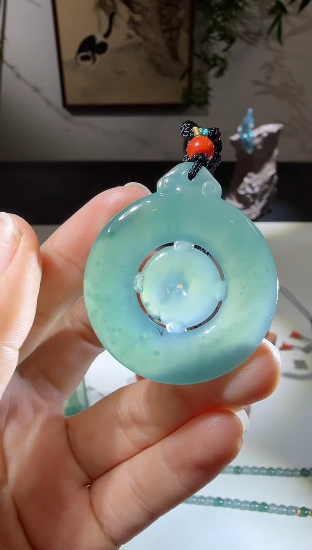 吊坠(不含链)未镶嵌翡翠平安扣