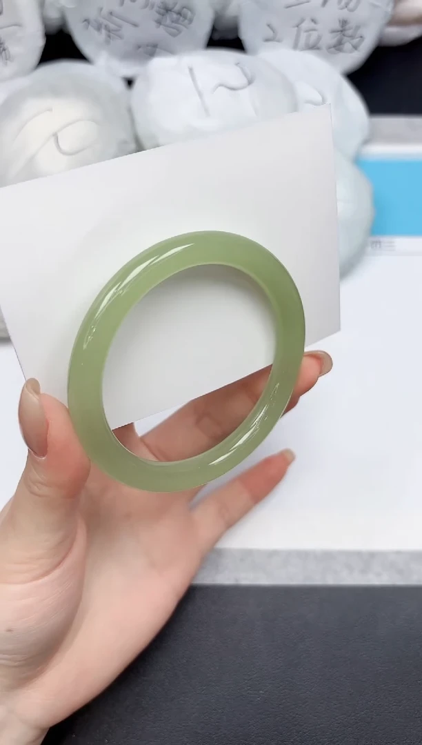 未镶嵌手镯石英质玉338/69.3