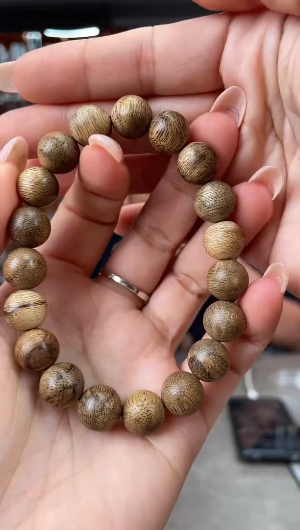 【闪购商品】沉香手串76号菩萨棋多样性发一条