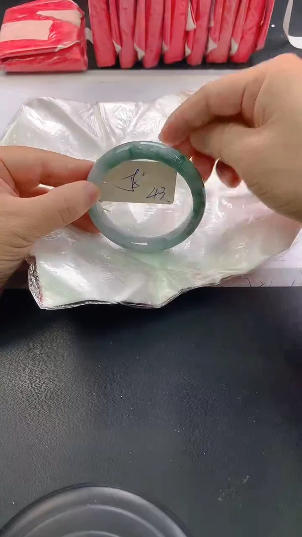 未镶嵌手镯翡翠43