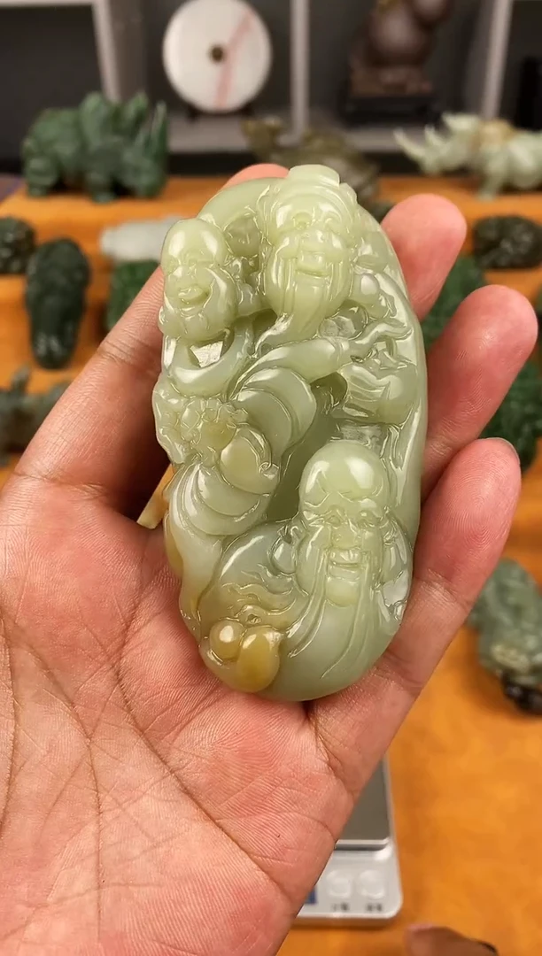 颈饰未镶嵌和田玉1