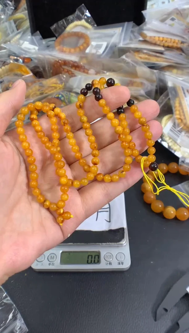 蜜蜡未镶嵌珠宝奇石1