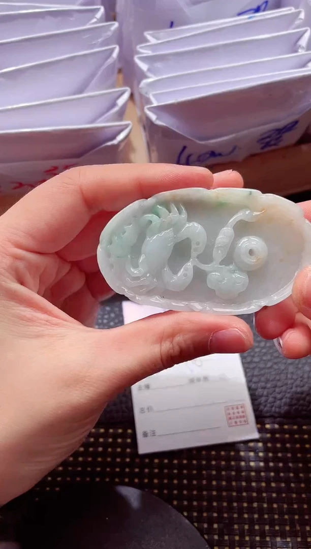 颈饰未镶嵌翡翠20251231